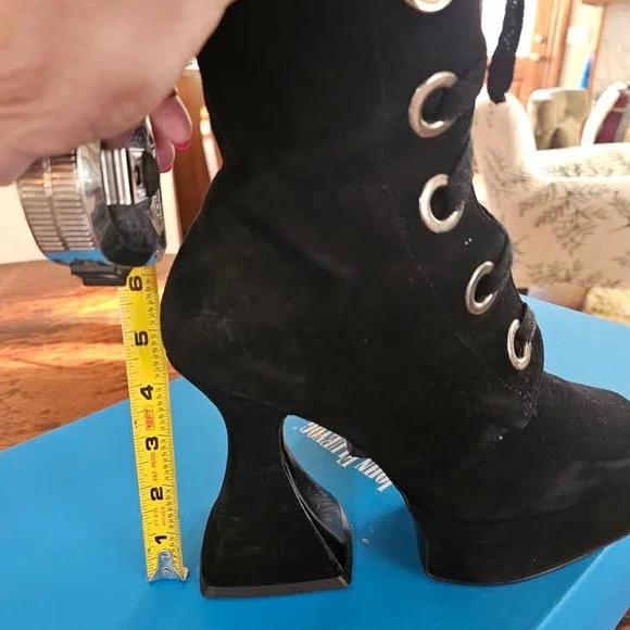 John Fluevog Sampladelics, 9, Black Suede - Picture 3 of 4